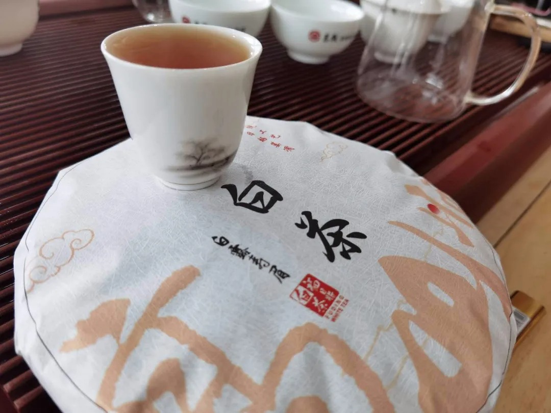 福鼎白茶，一定要選貴的高品級茶嗎？