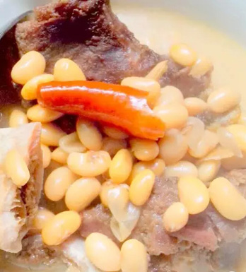 營養(yǎng)豐富的黃豆 推薦4款黃豆食療藥膳湯