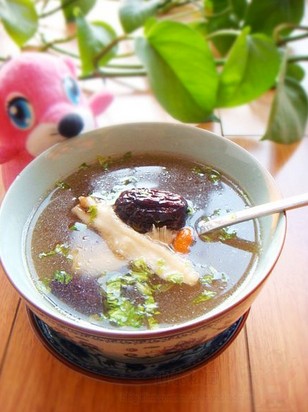 手腳冰涼怎么調(diào)理,夏季手腳冰涼怎么辦？